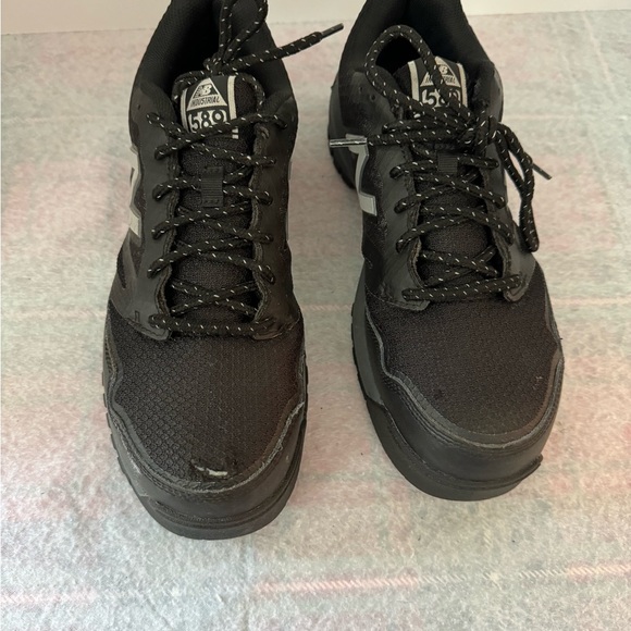 New Balance 589v1 Composite Toe Sneaker Men’s 8.5M Black - Picture 1 of 5